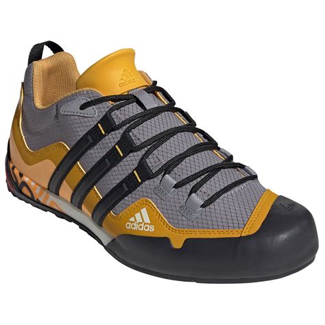 Adidas Terrex swift solo approach